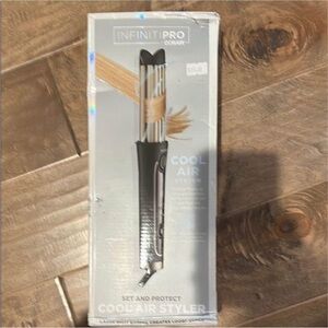 Cool Air Styler - Black and Silver